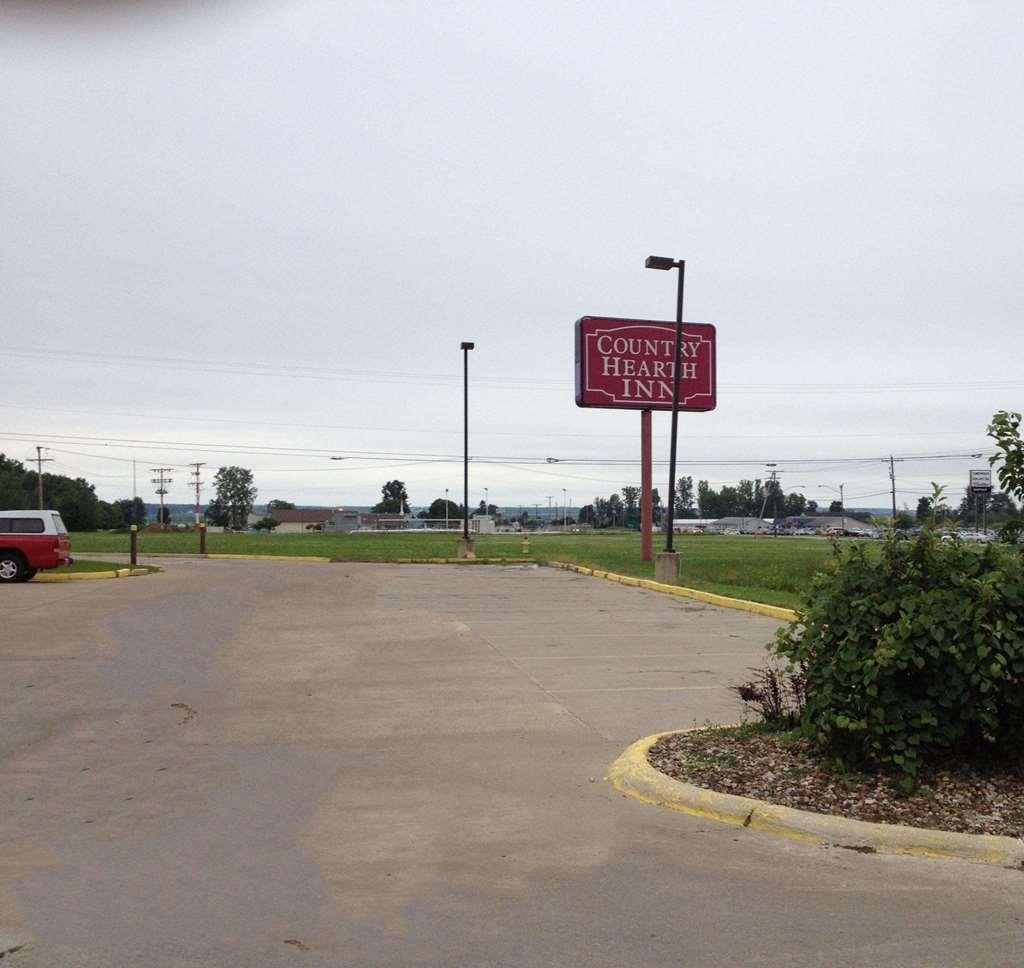 Country Hearth Inn & Suites Willard Εξωτερικό φωτογραφία