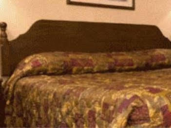 Country Hearth Inn & Suites Willard Εξωτερικό φωτογραφία